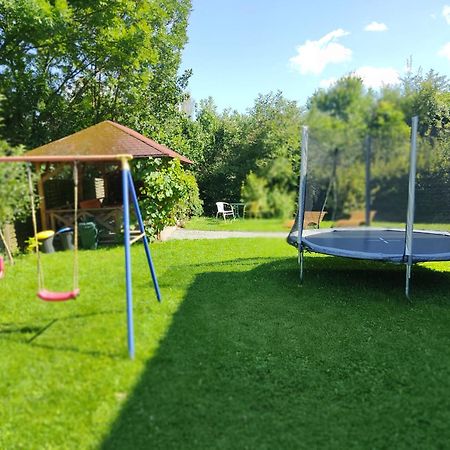 Wisniowy Sad Apartment Kudowa Zdroj Ngoại thất bức ảnh