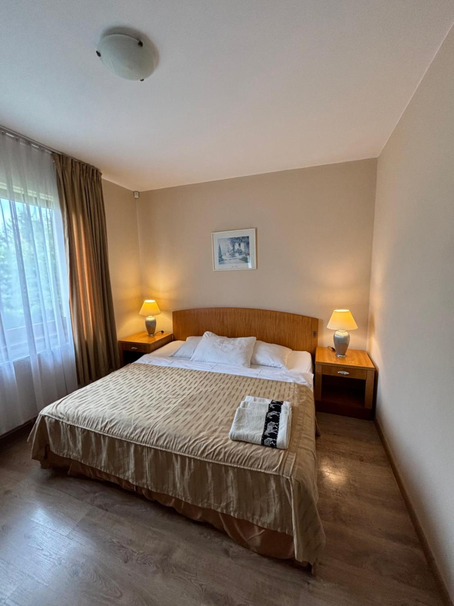 Wisniowy Sad Apartment Kudowa Zdroj Ngoại thất bức ảnh